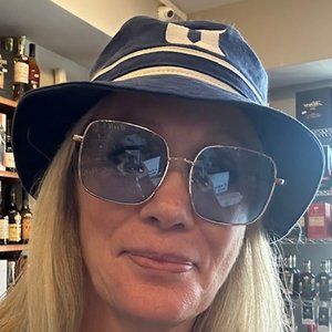 Meet your Posher, Joanna